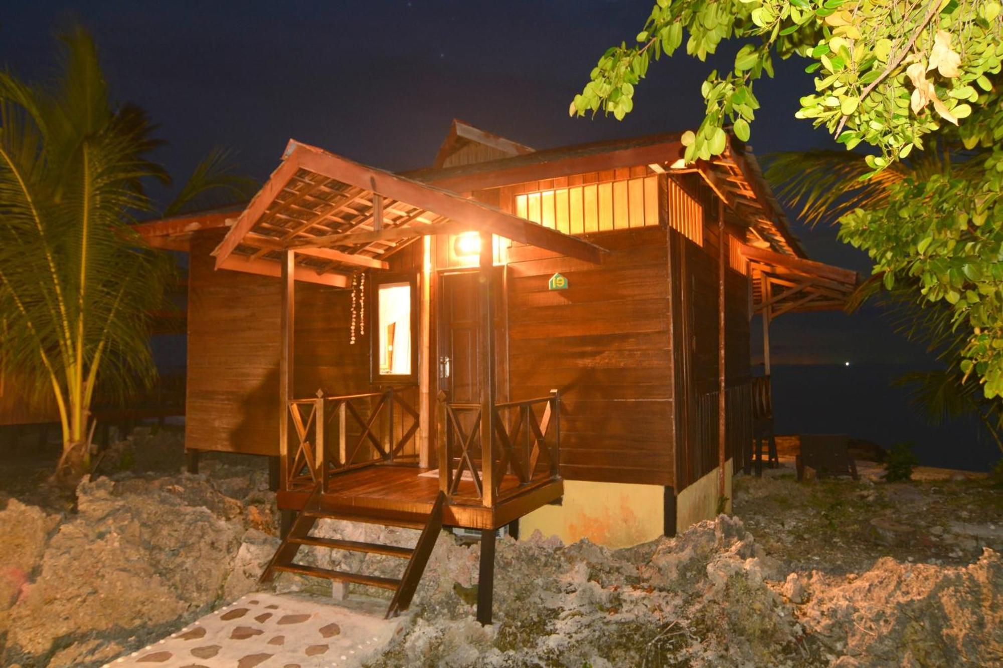Nunukan Island Resort Maratua Island 외부 사진