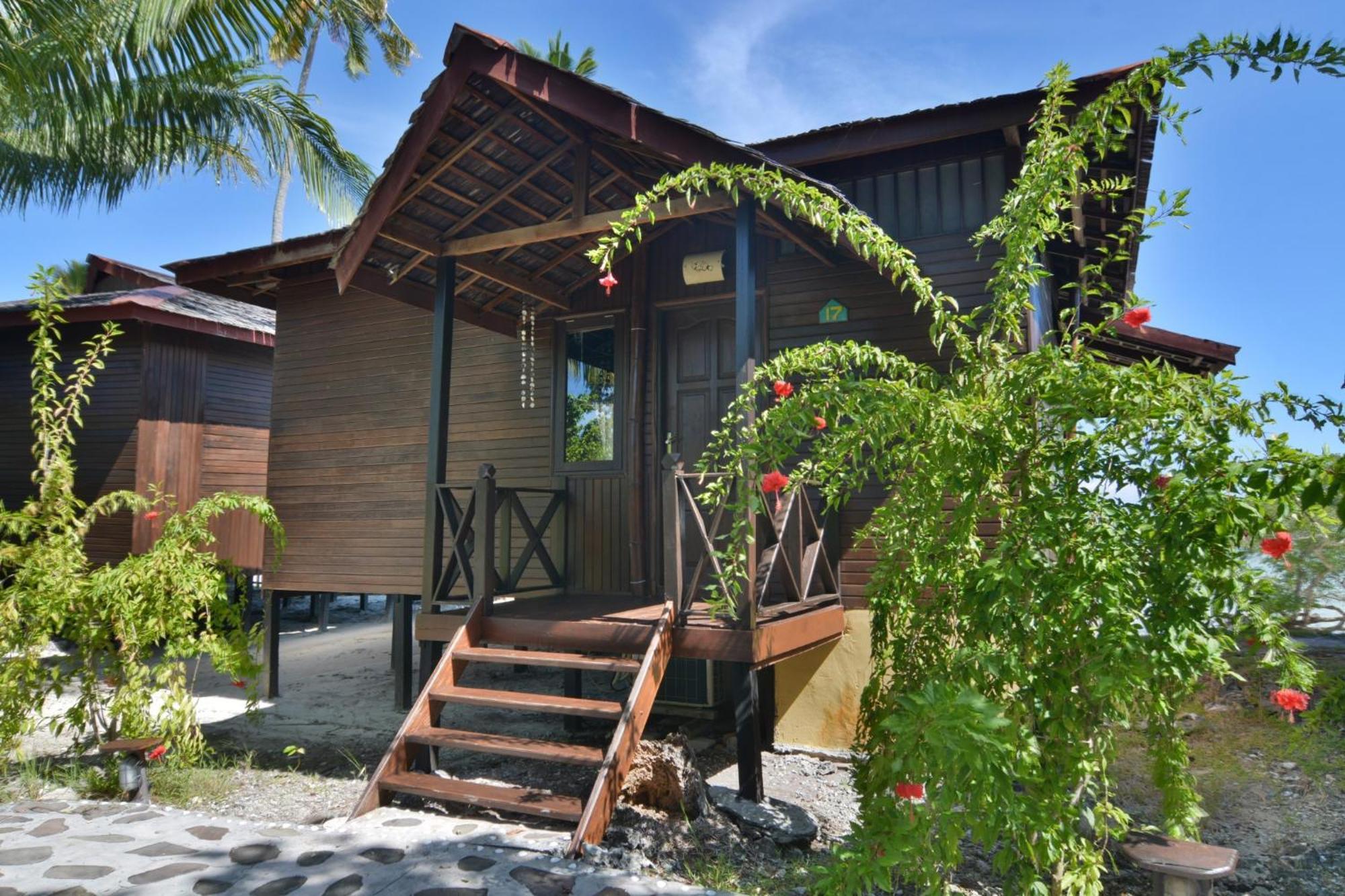 Nunukan Island Resort Maratua Island 외부 사진