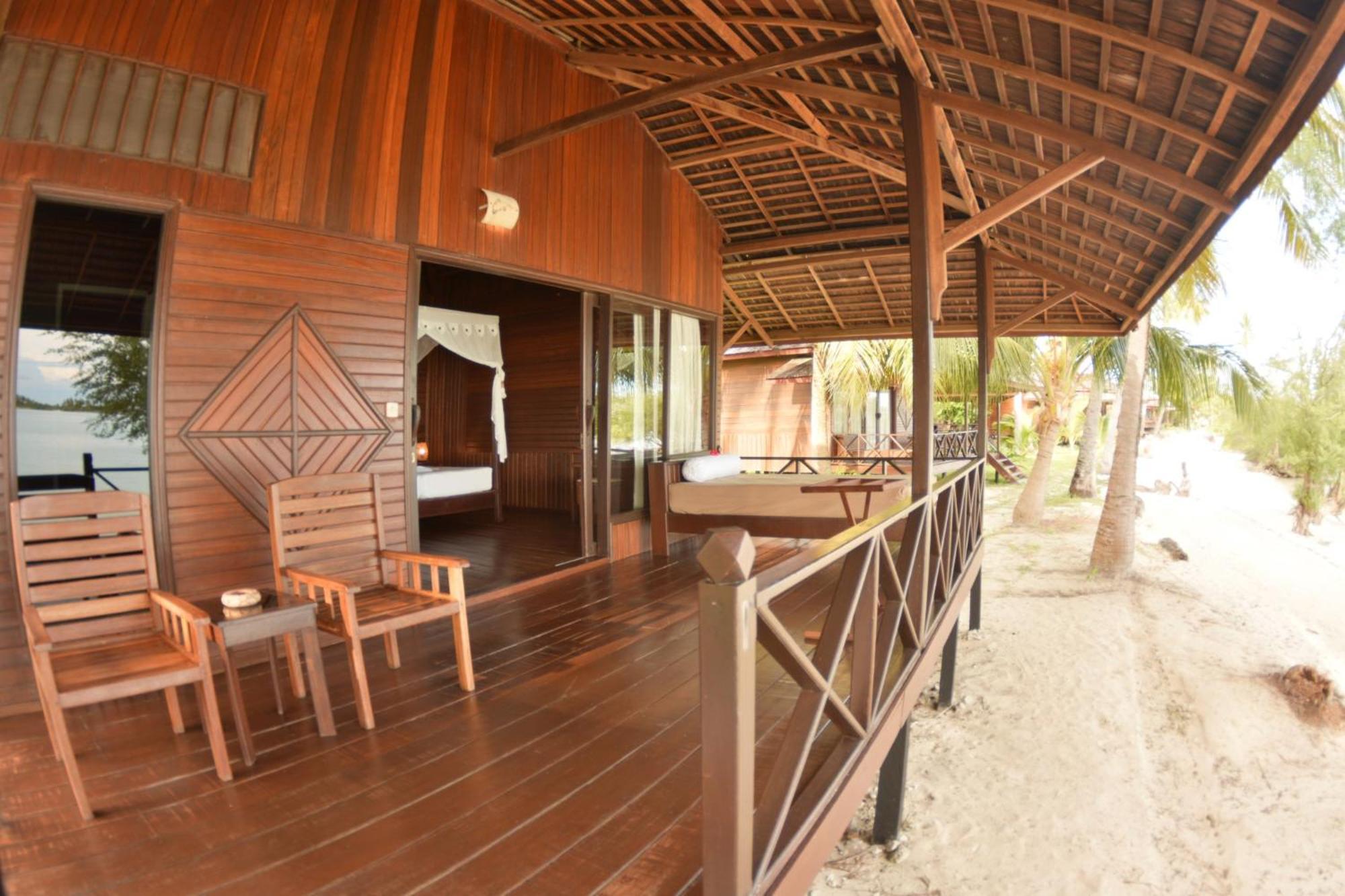 Nunukan Island Resort Maratua Island 외부 사진