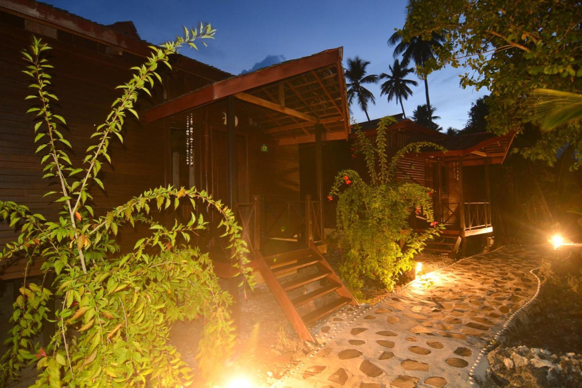 Nunukan Island Resort Maratua Island 외부 사진