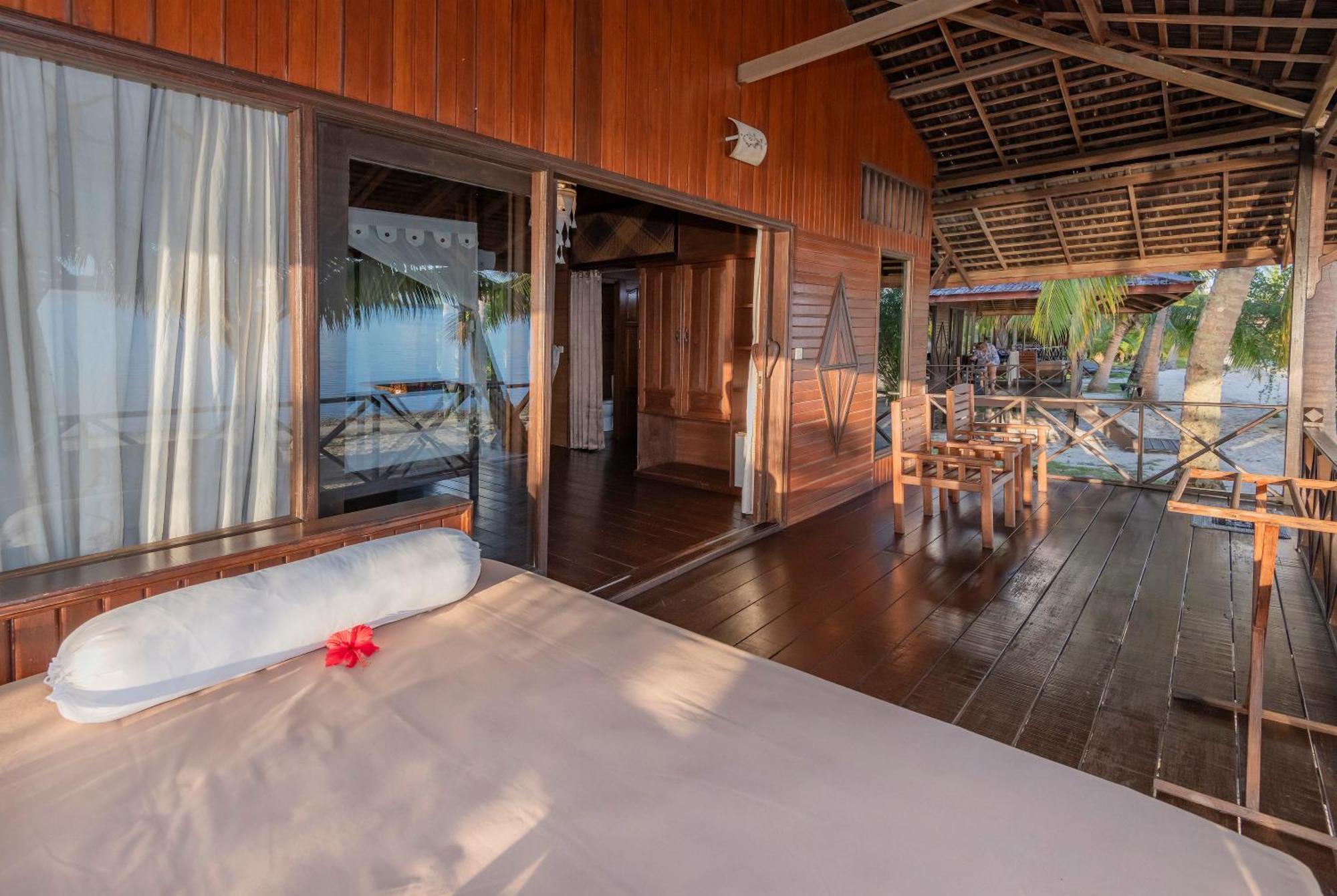 Nunukan Island Resort Maratua Island 외부 사진