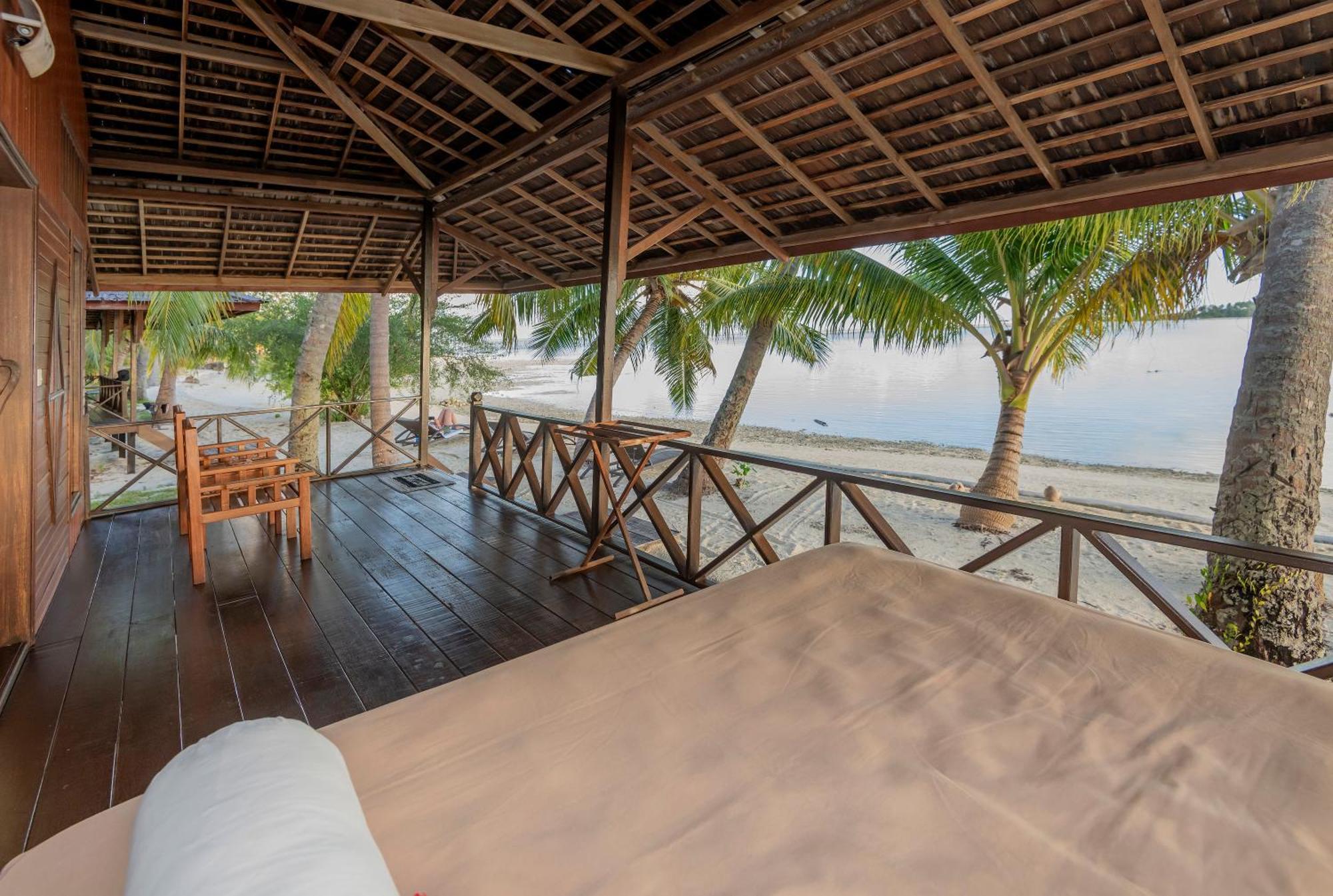 Nunukan Island Resort Maratua Island 외부 사진